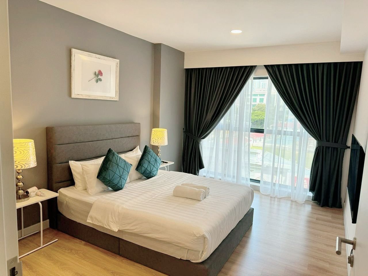 What to Pack When Moving Into a Furnished KL Apartment